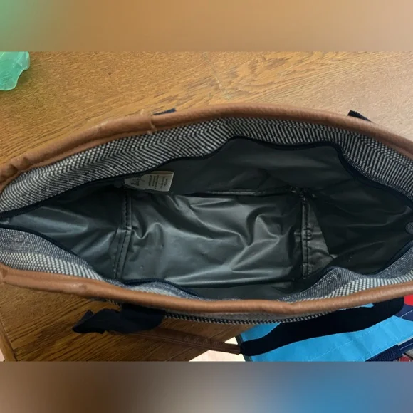 Thirty-One Insulated Navy and Brown Striped Lunch Bag - Picture 5 of 8